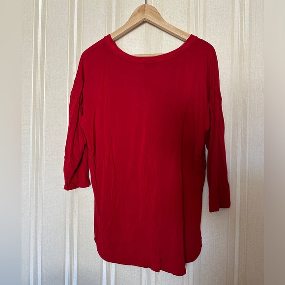 Aritzia - Babaton Top - Medium - Picture 2 of 3